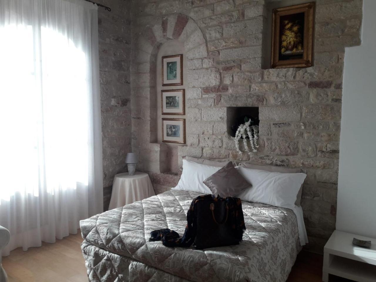 Suite Assisi Bagian luar foto